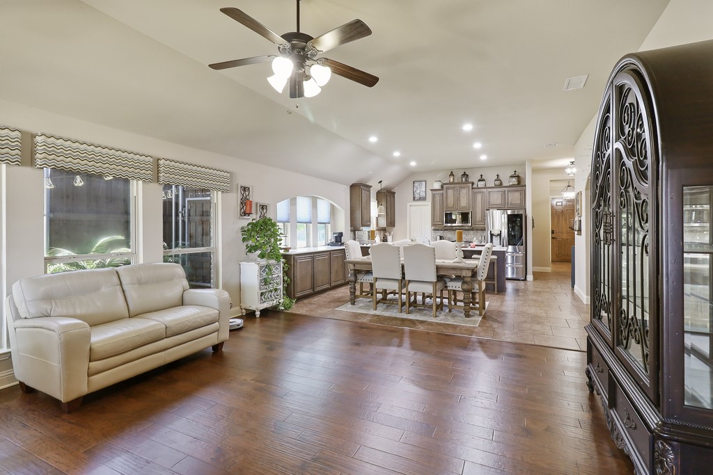 280 Armstrong Lane Lavon TX 75166