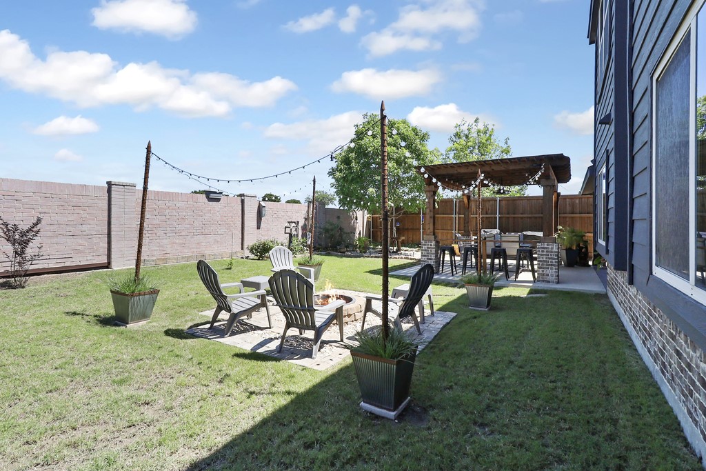 280 Armstrong Lane Lavon TX 75166