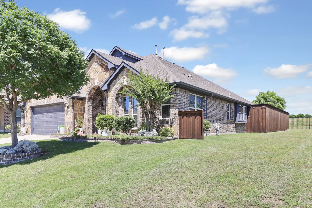 280 Armstrong Lane Lavon TX 75166