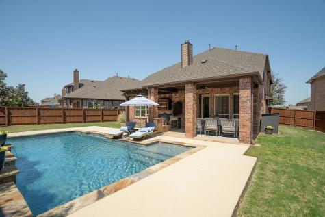 1208 Claire Street Lantana TX 76226