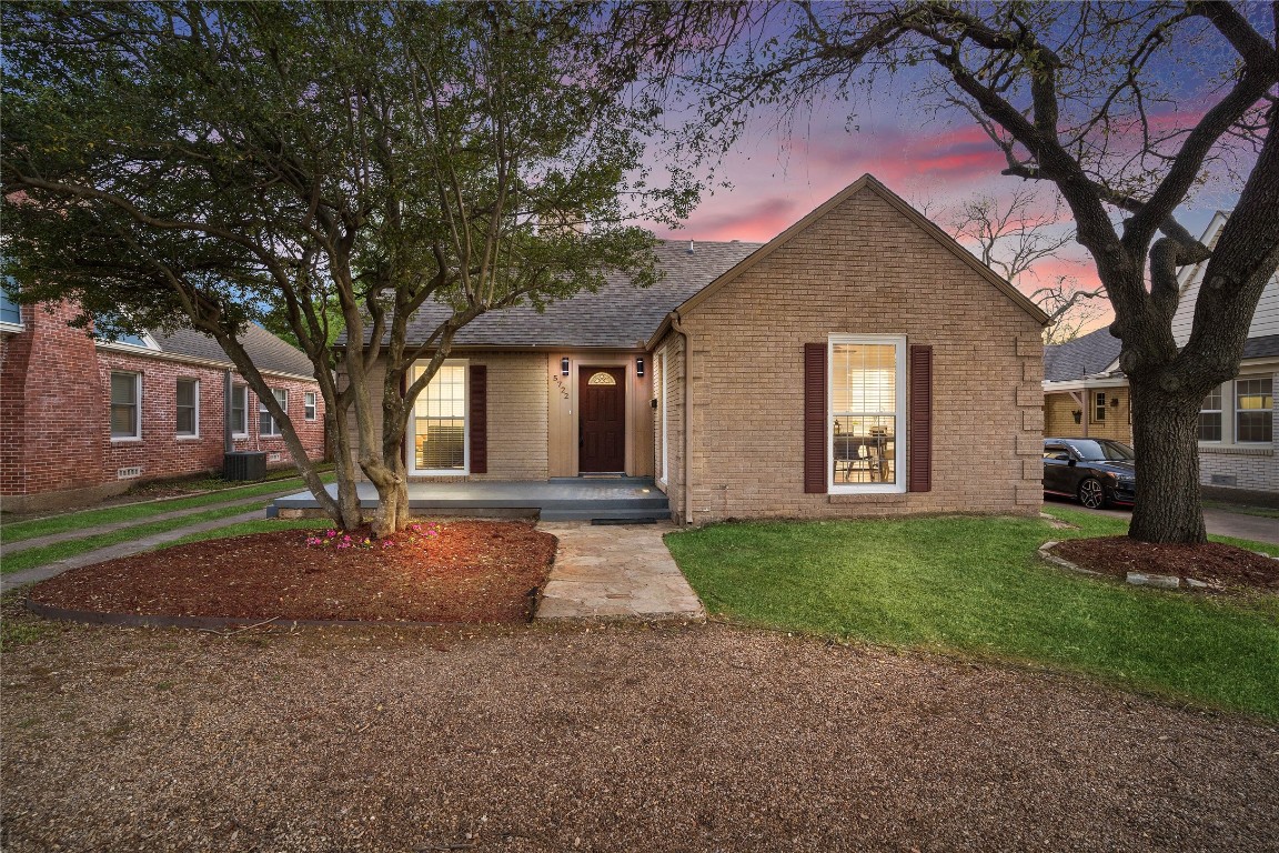 5722 Winton Street Dallas TX 75206