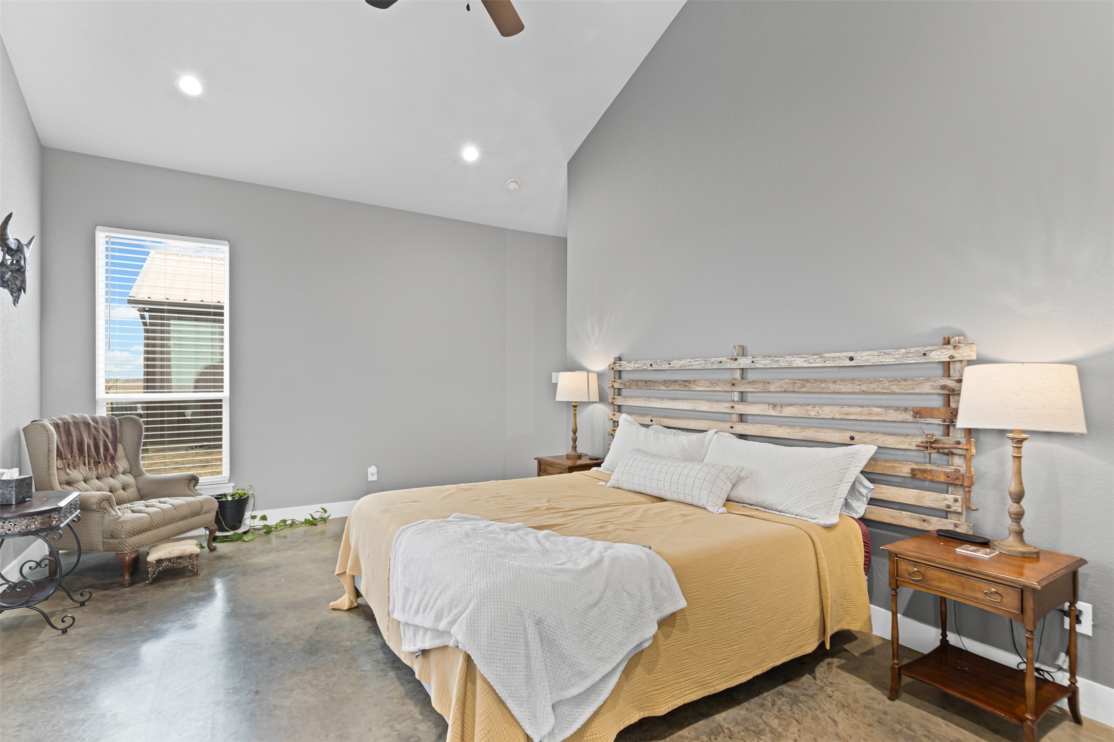 201 West Road Waxahachie TX 75165