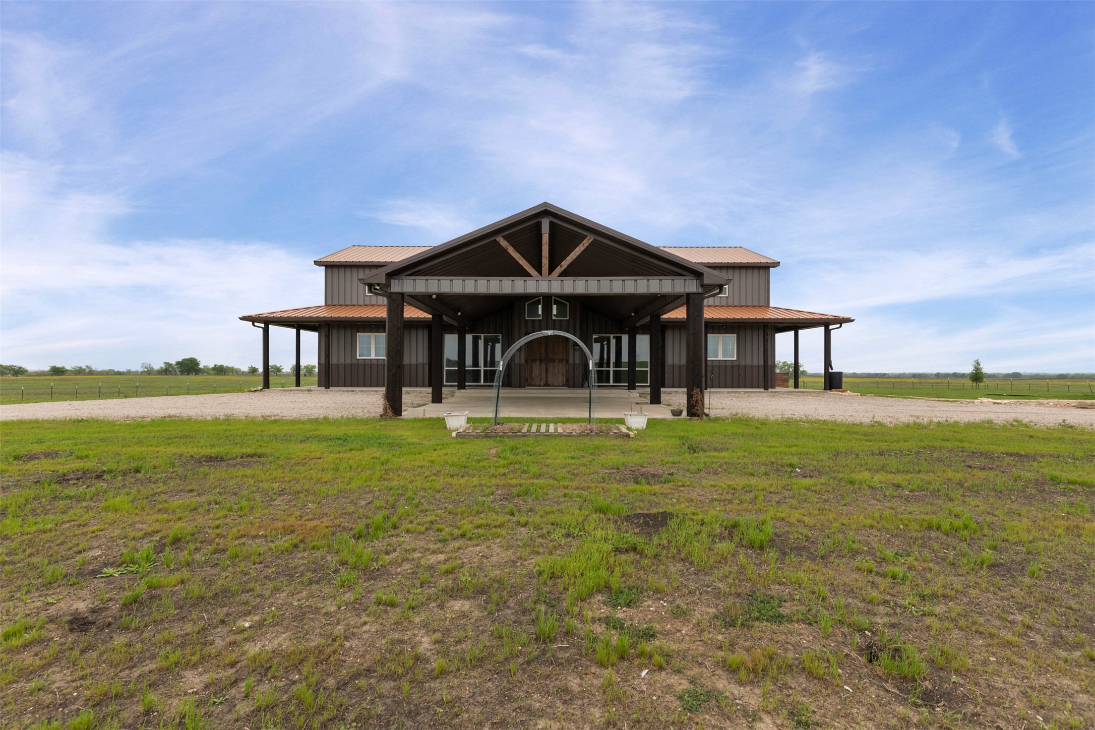 201 West Road Waxahachie TX 75165