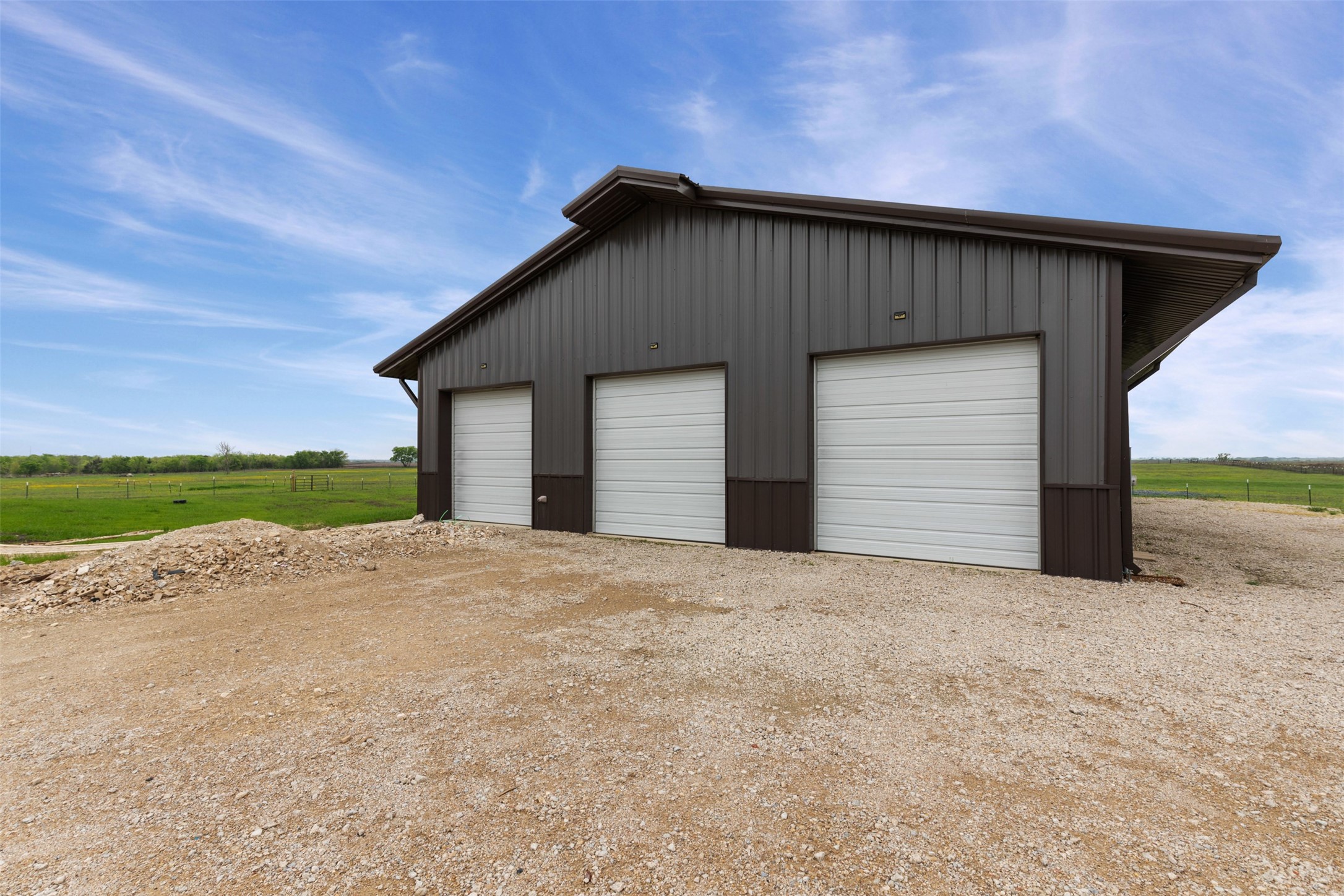 201 West Road Waxahachie TX 75165