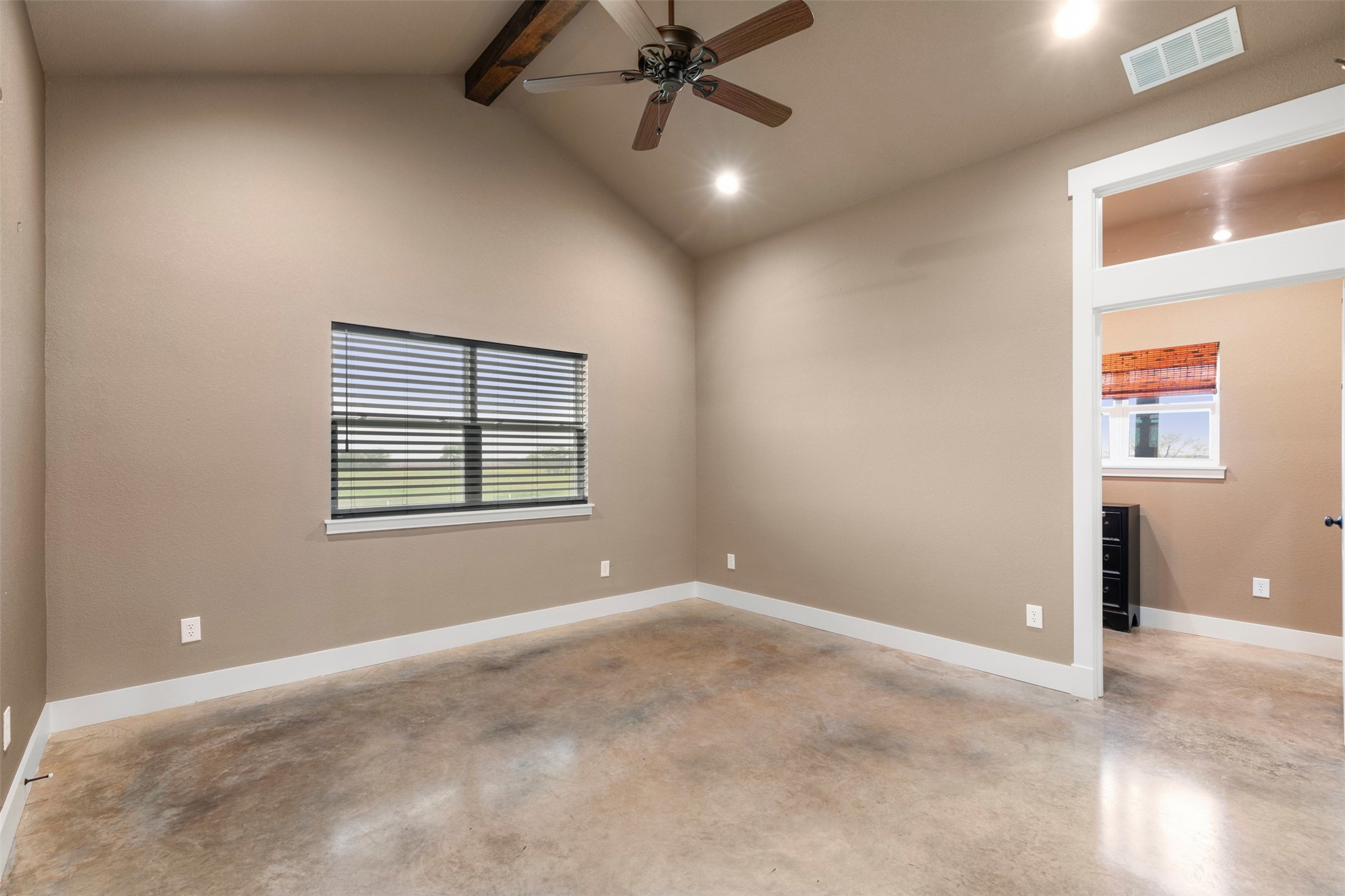 201 West Road Waxahachie TX 75165