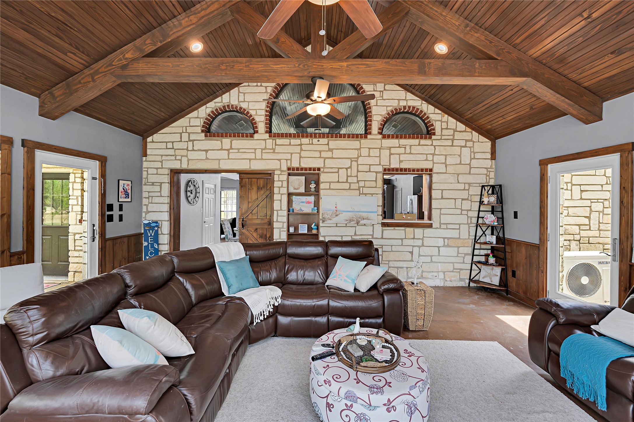 310 County Road 4285 Valley Mills TX 76689