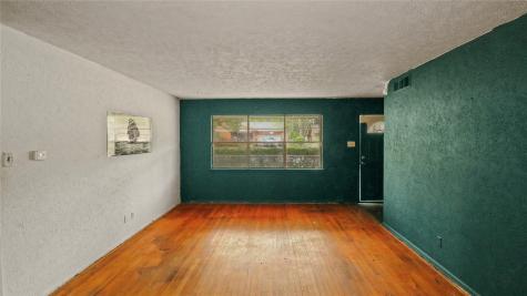 4926 Rand Dallas TX 75216