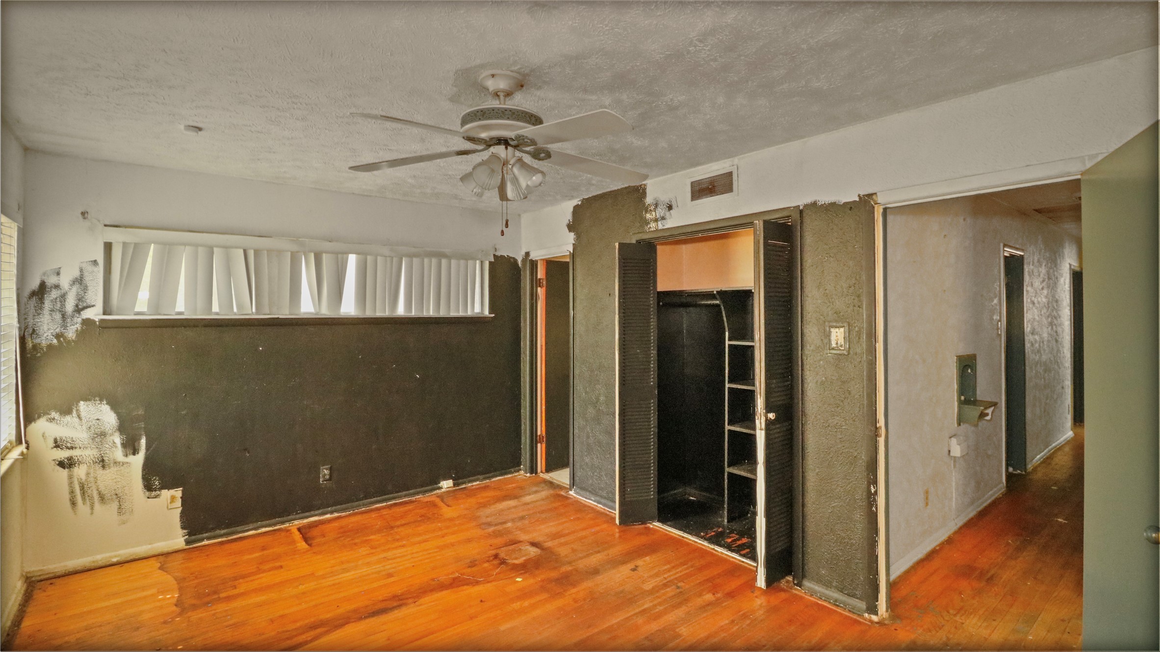 4926 Rand Dallas TX 75216