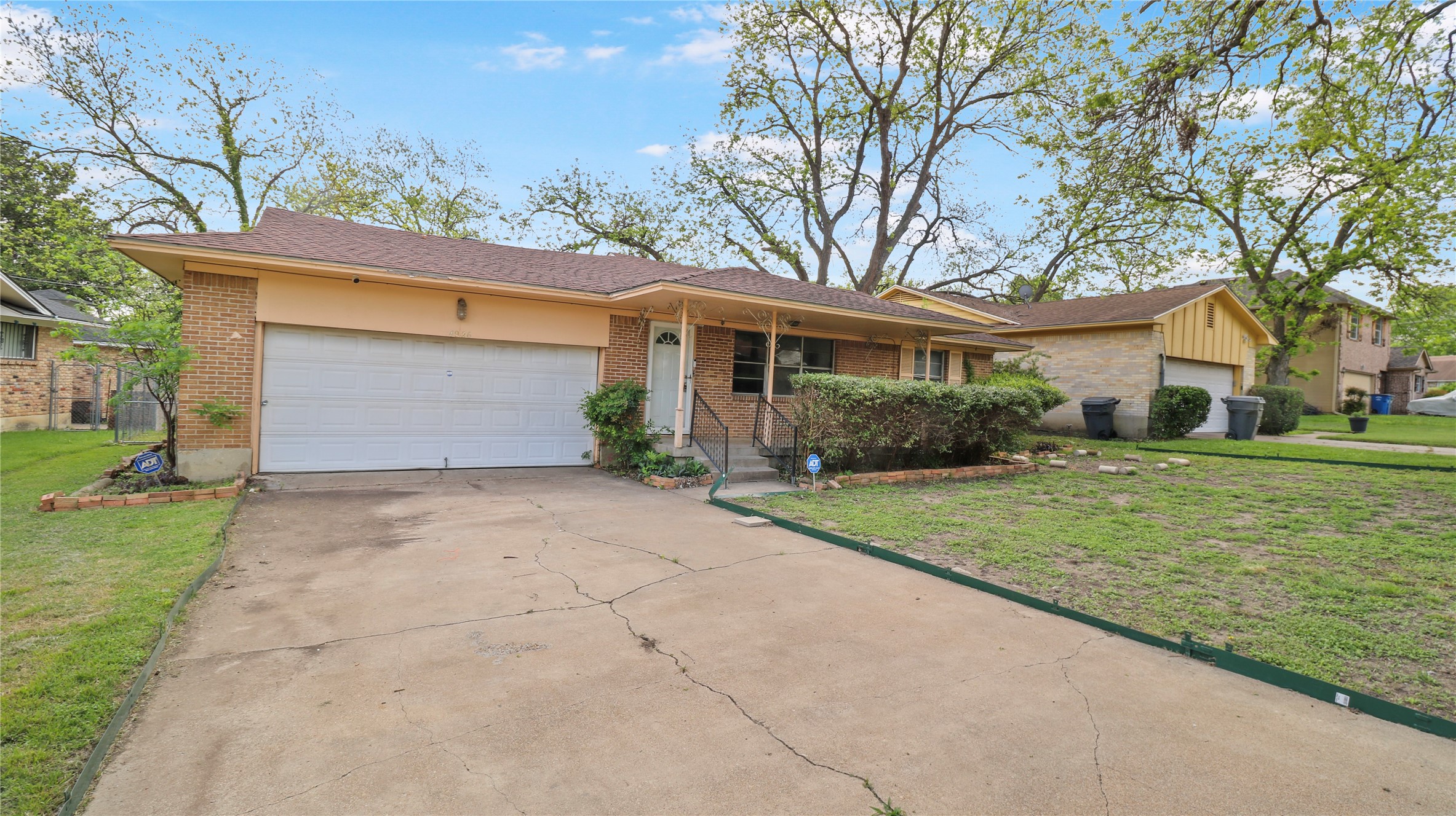 4926 Rand Dallas TX 75216