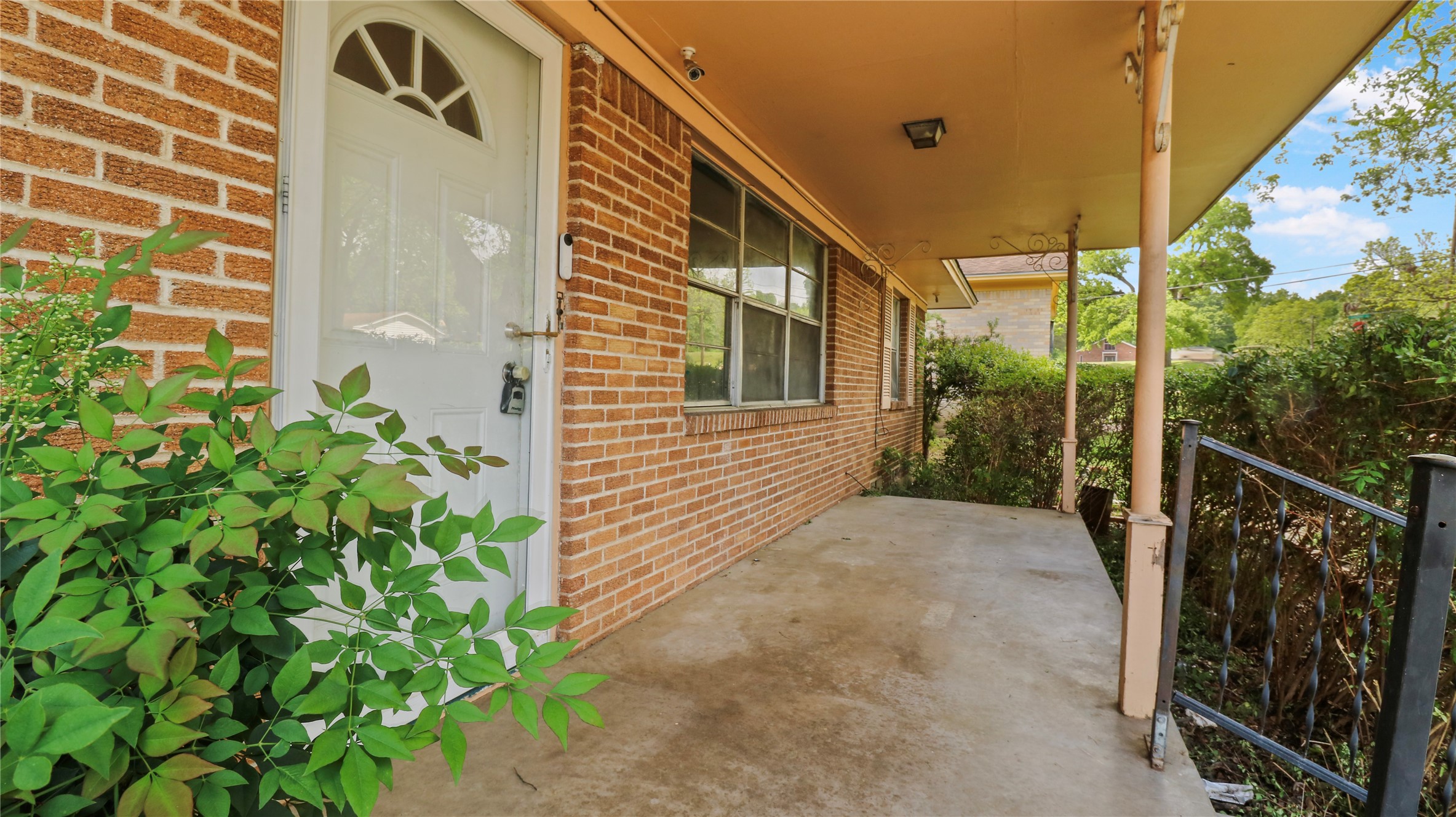 4926 Rand Dallas TX 75216