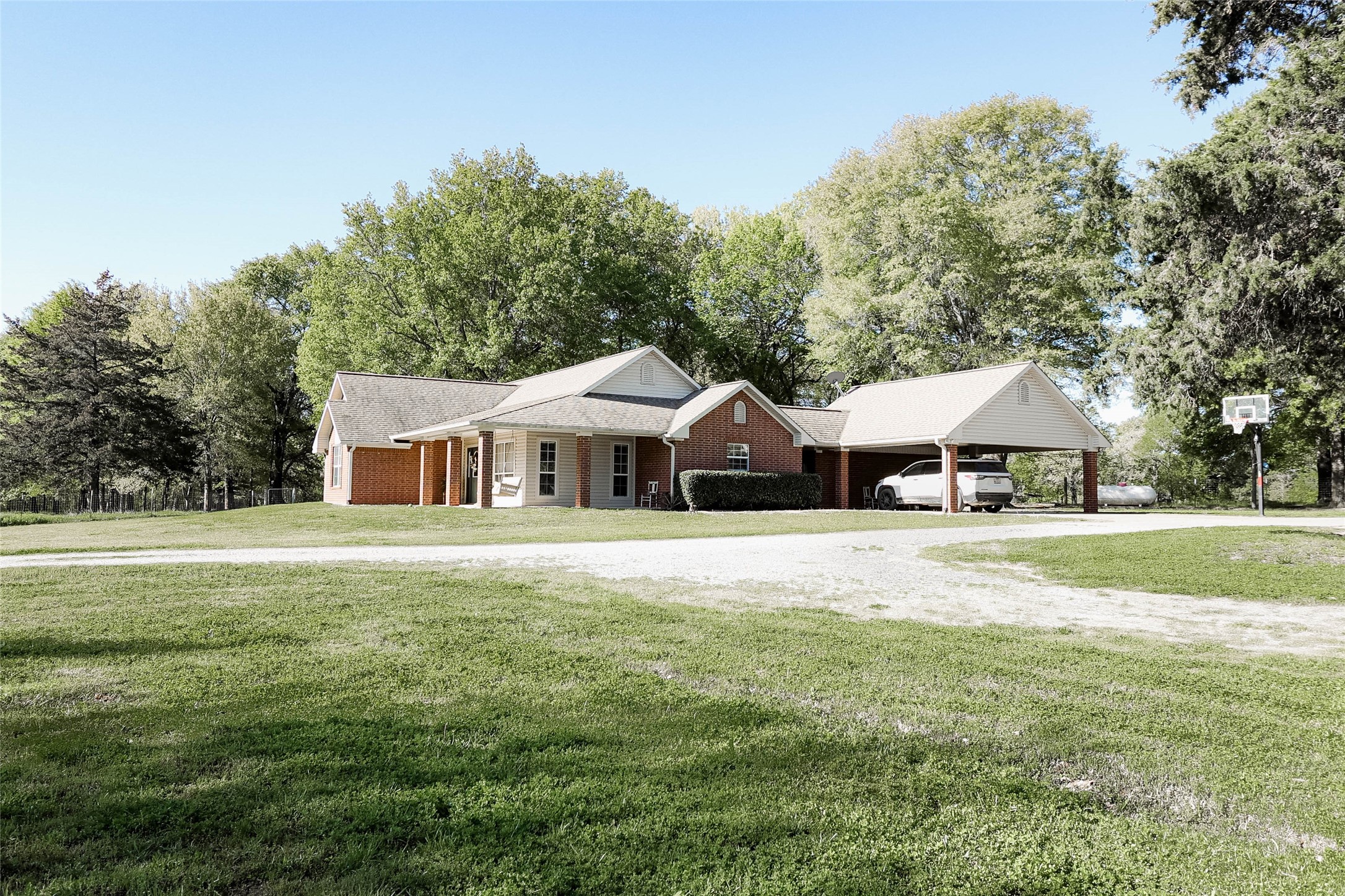 679 County Road 1465 Bonham TX 75418