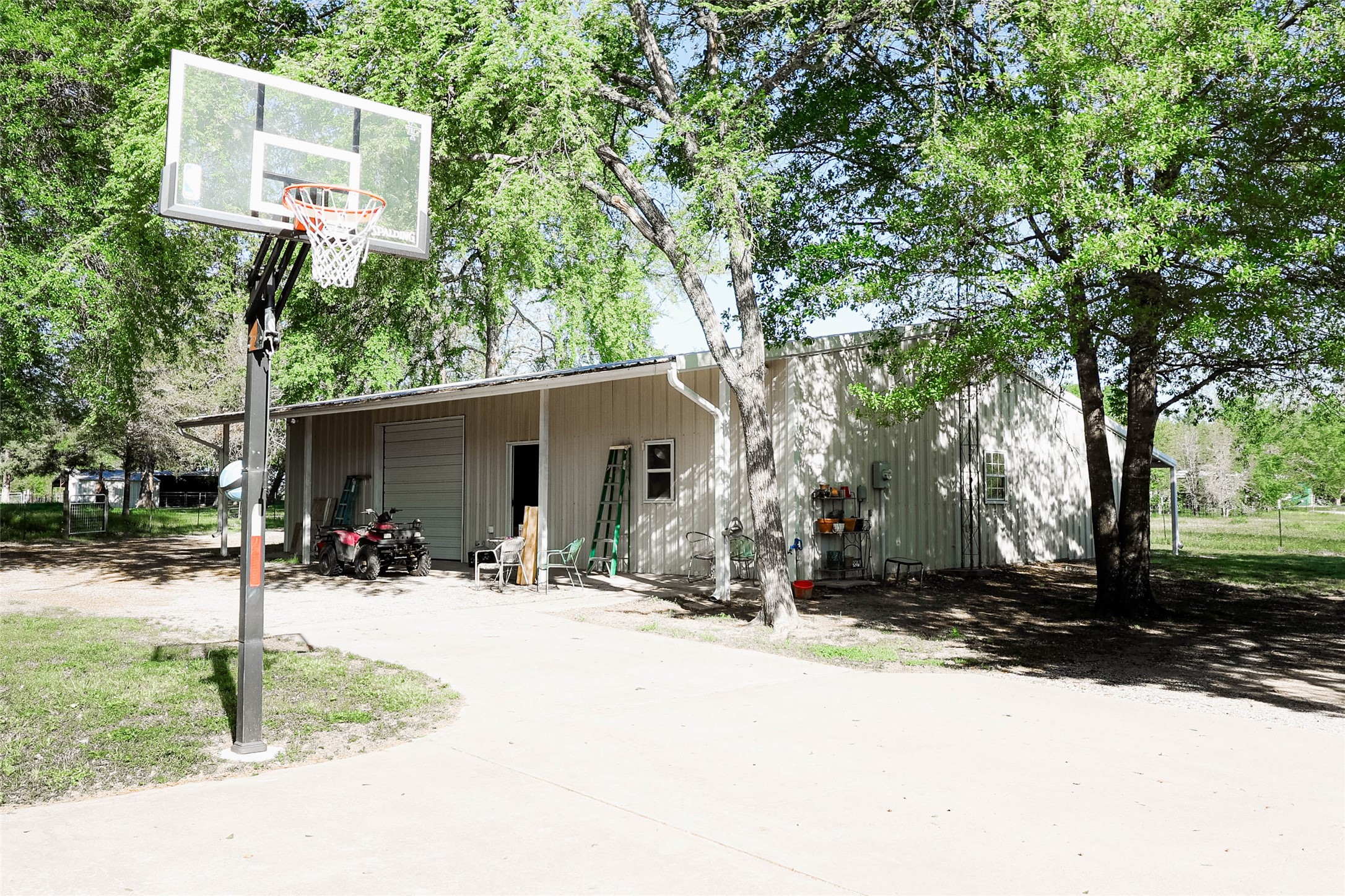 679 County Road 1465 Bonham TX 75418