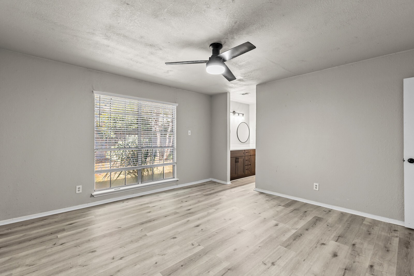 1700 Laurel Lake Drive Waco TX 76710
