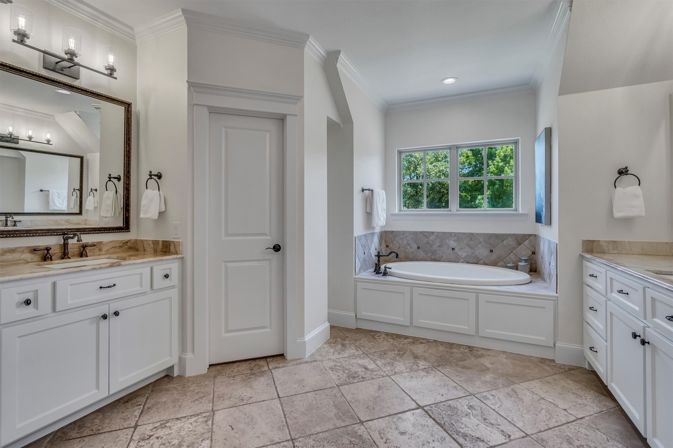 6811 Deloache Avenue Dallas TX 75225