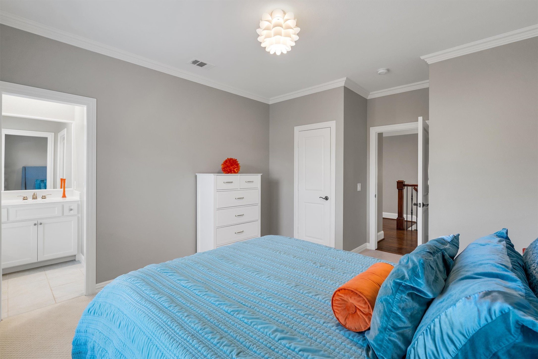 6811 Deloache Avenue Dallas TX 75225