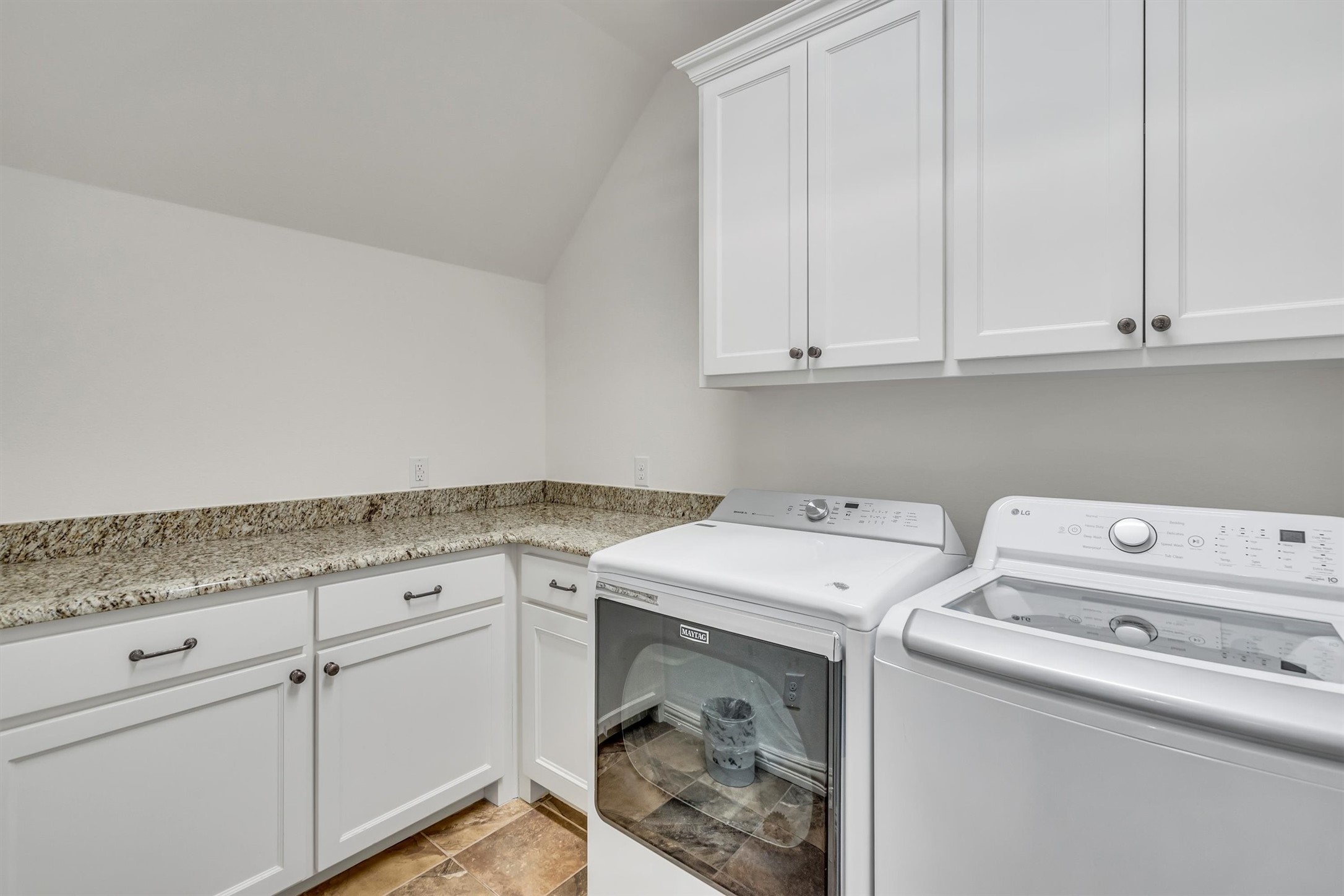 6811 Deloache Avenue Dallas TX 75225