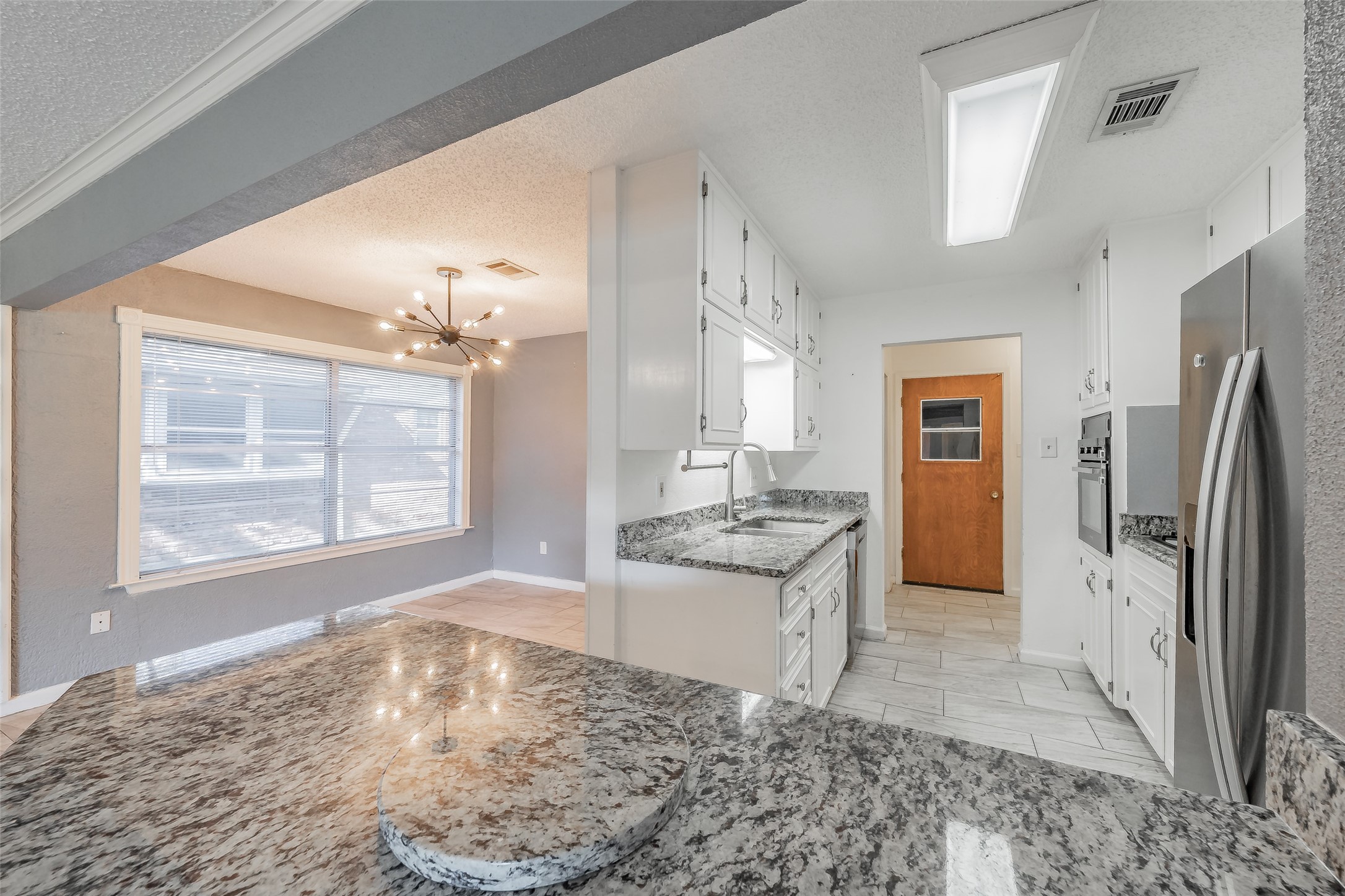 821 Prestwick Street Bedford TX 76022