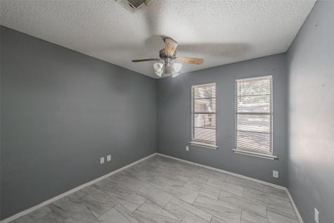 821 Prestwick Street Bedford TX 76022