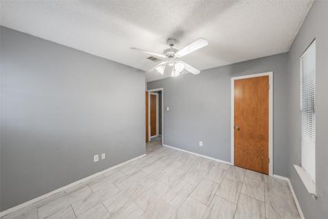821 Prestwick Street Bedford TX 76022