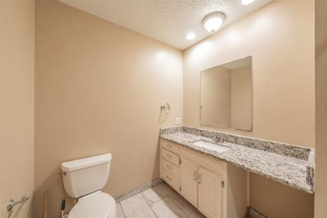 821 Prestwick Street Bedford TX 76022