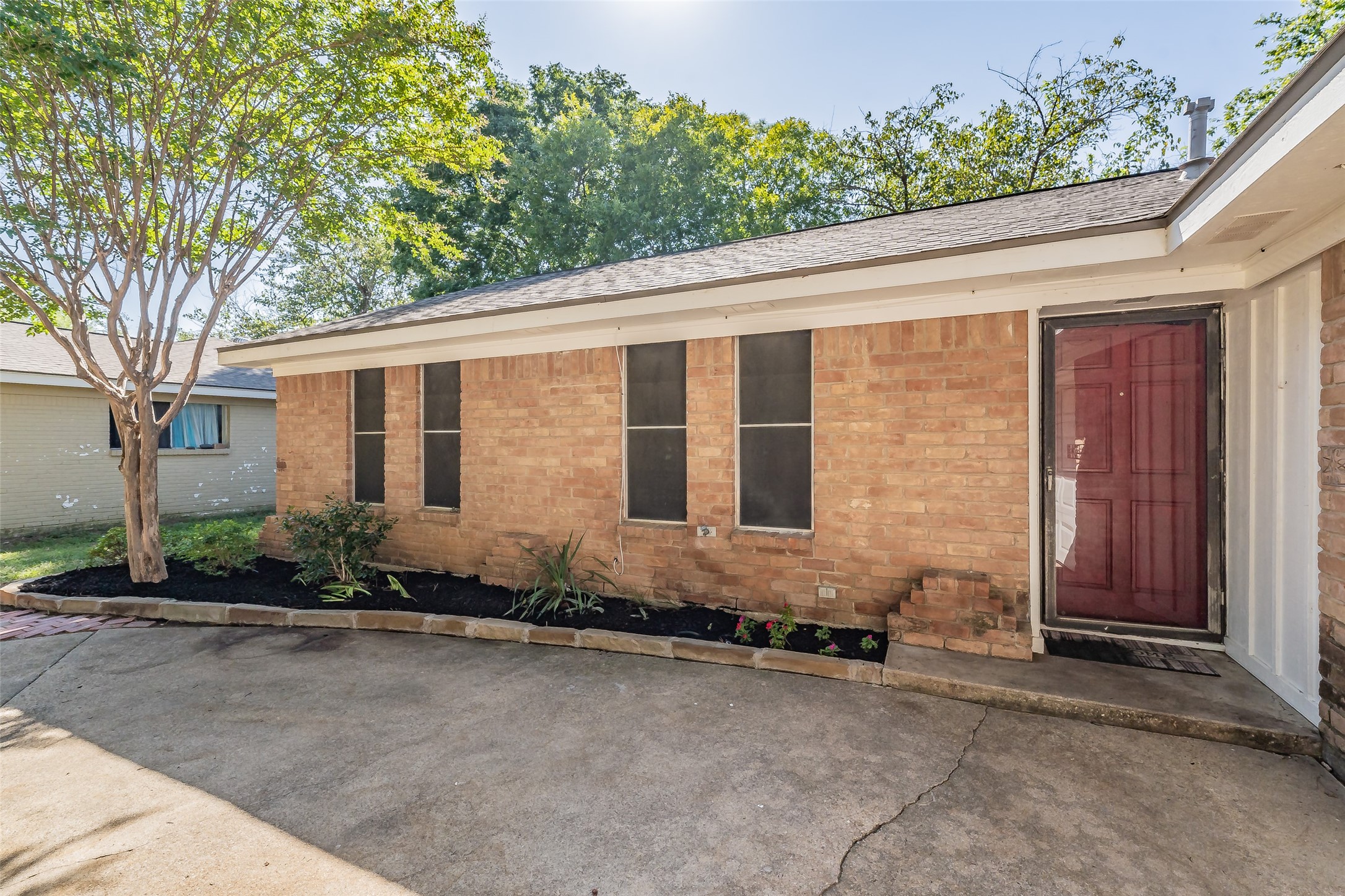 821 Prestwick Street Bedford TX 76022