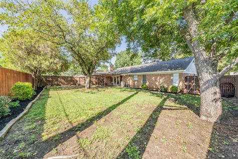 821 Prestwick Street Bedford TX 76022