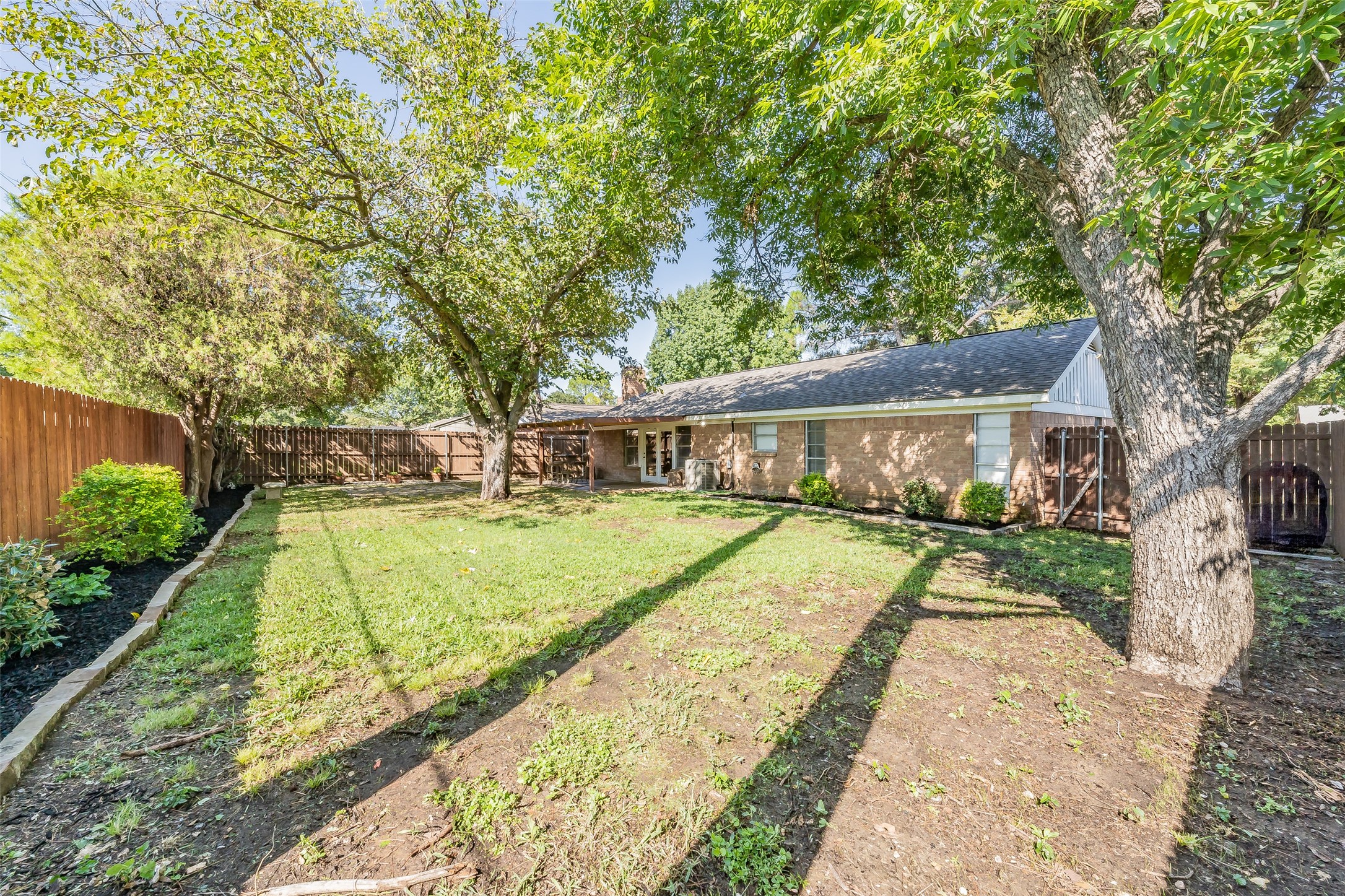 821 Prestwick Street Bedford TX 76022