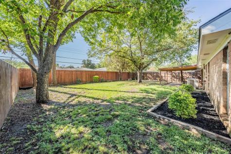 821 Prestwick Street Bedford TX 76022