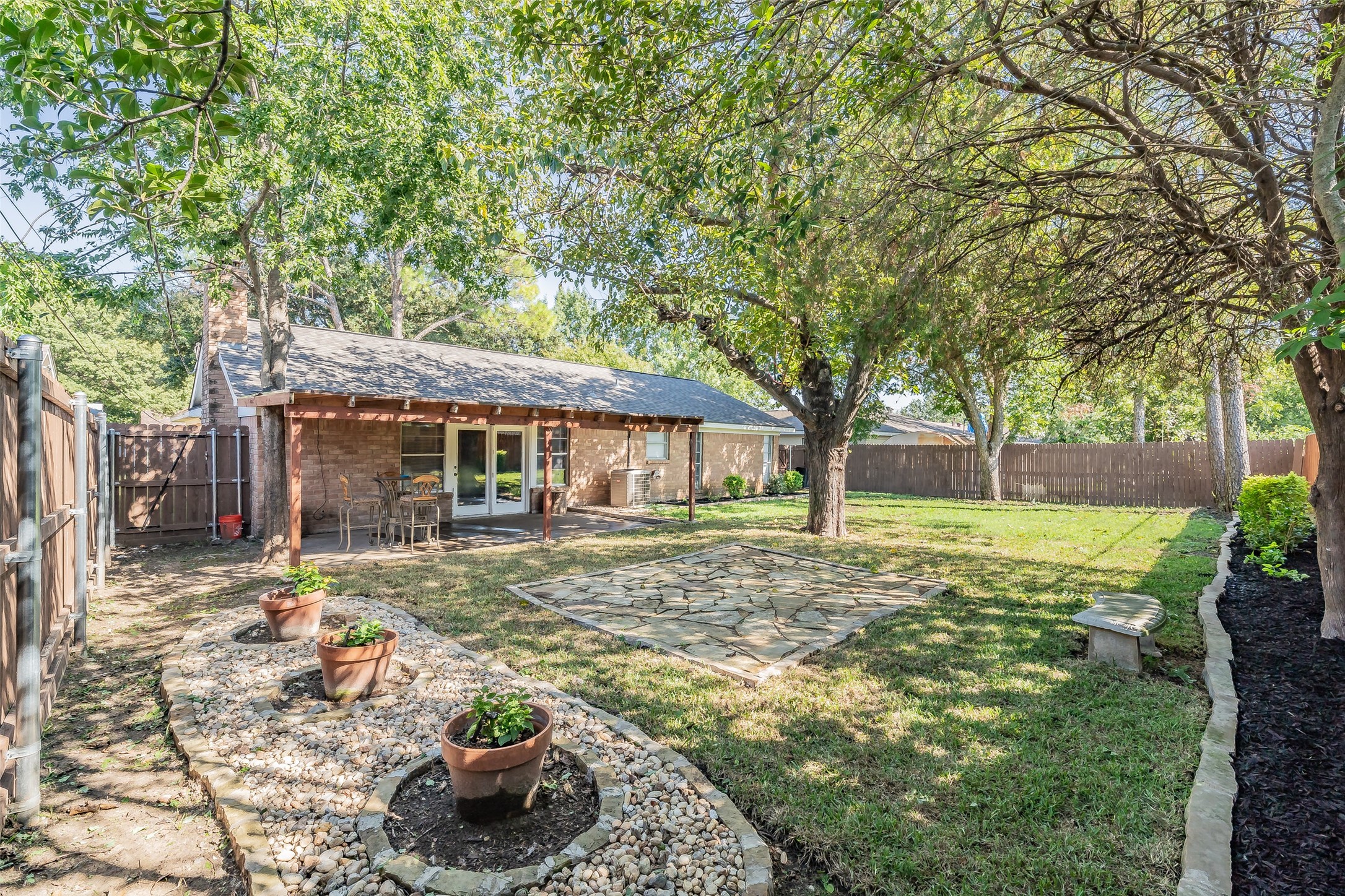 821 Prestwick Street Bedford TX 76022