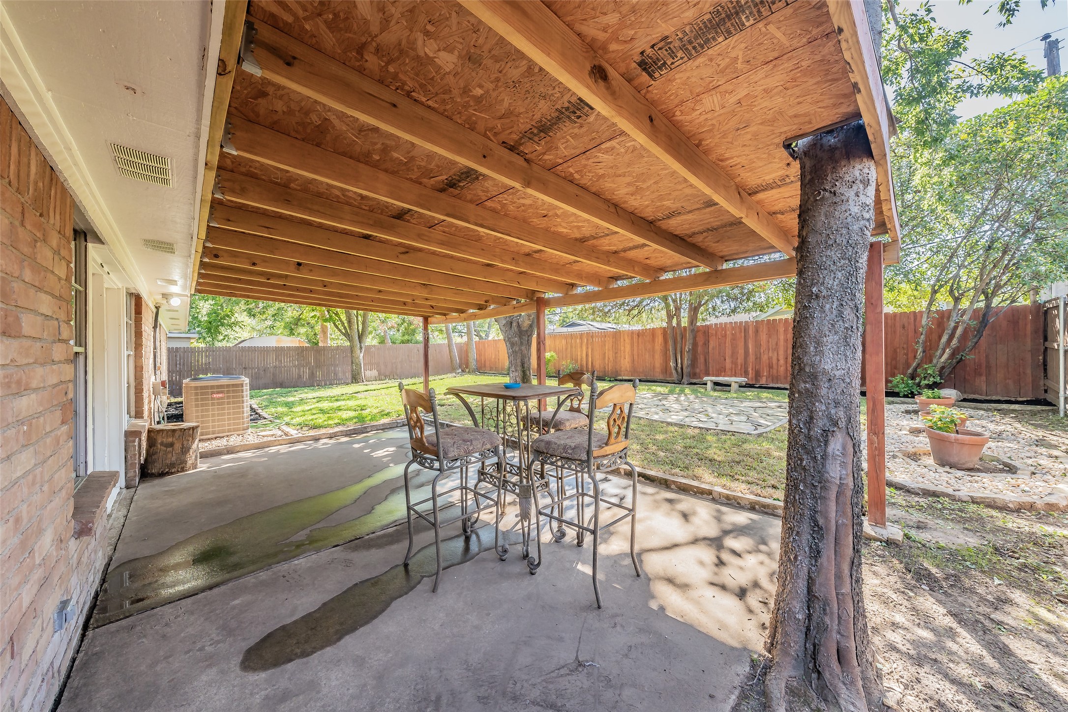 821 Prestwick Street Bedford TX 76022