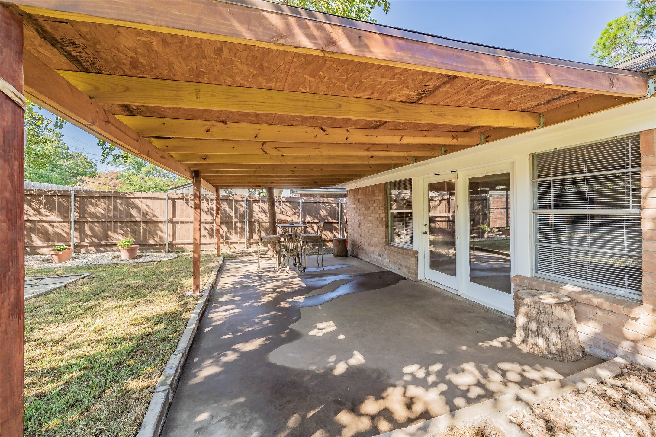 821 Prestwick Street Bedford TX 76022
