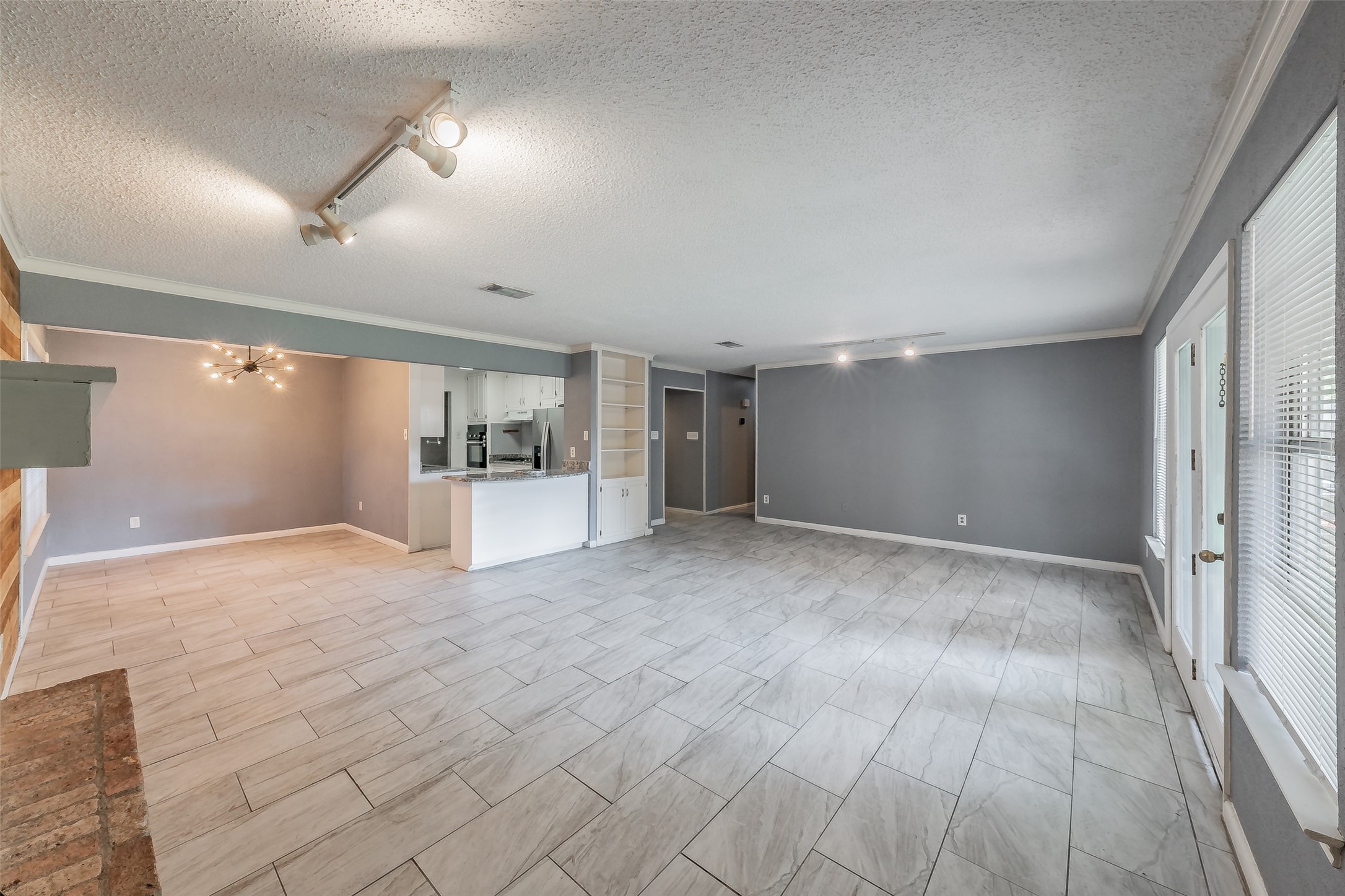 821 Prestwick Street Bedford TX 76022