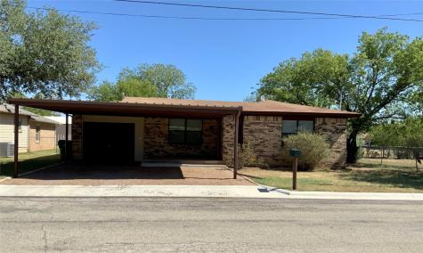306 W 2nd Street Coleman TX 76834