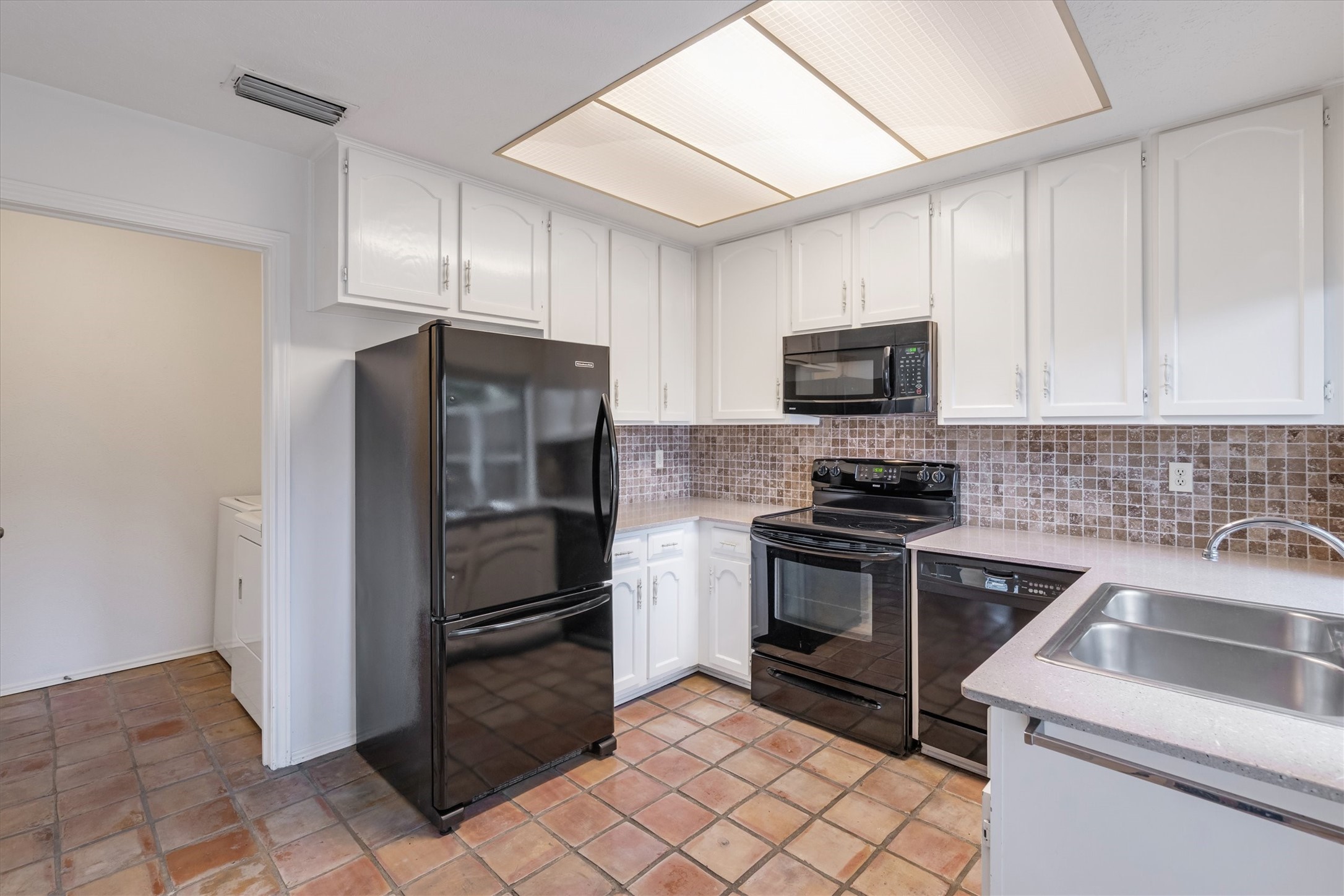 4173 Rosser Square Dallas TX 75244