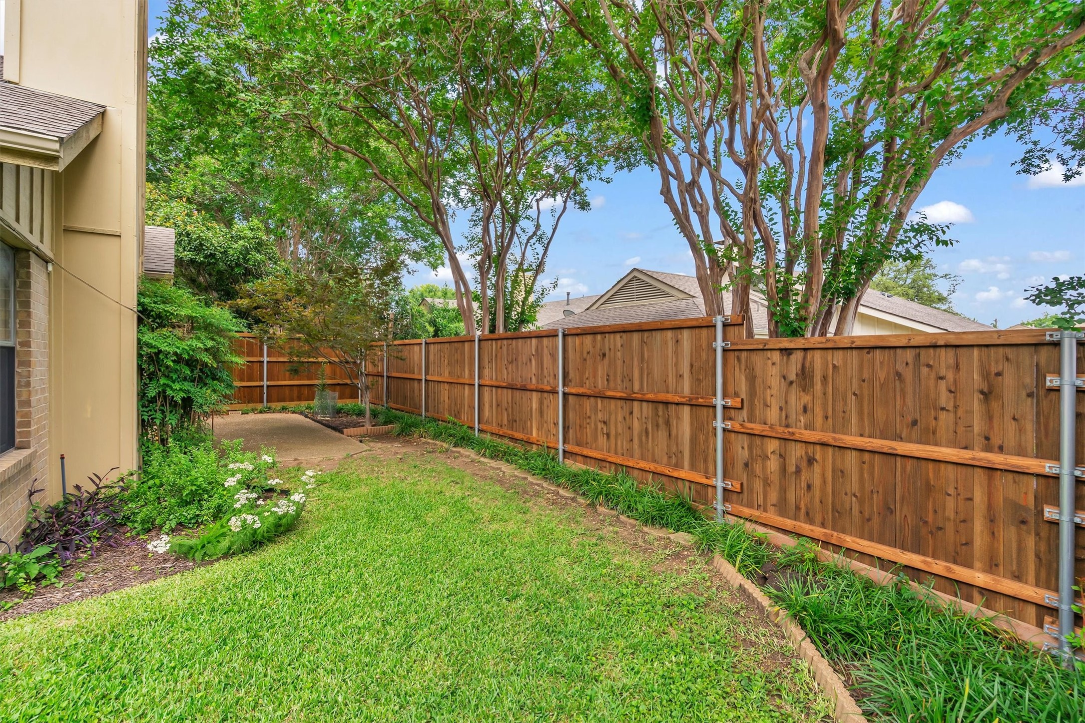 4173 Rosser Square Dallas TX 75244