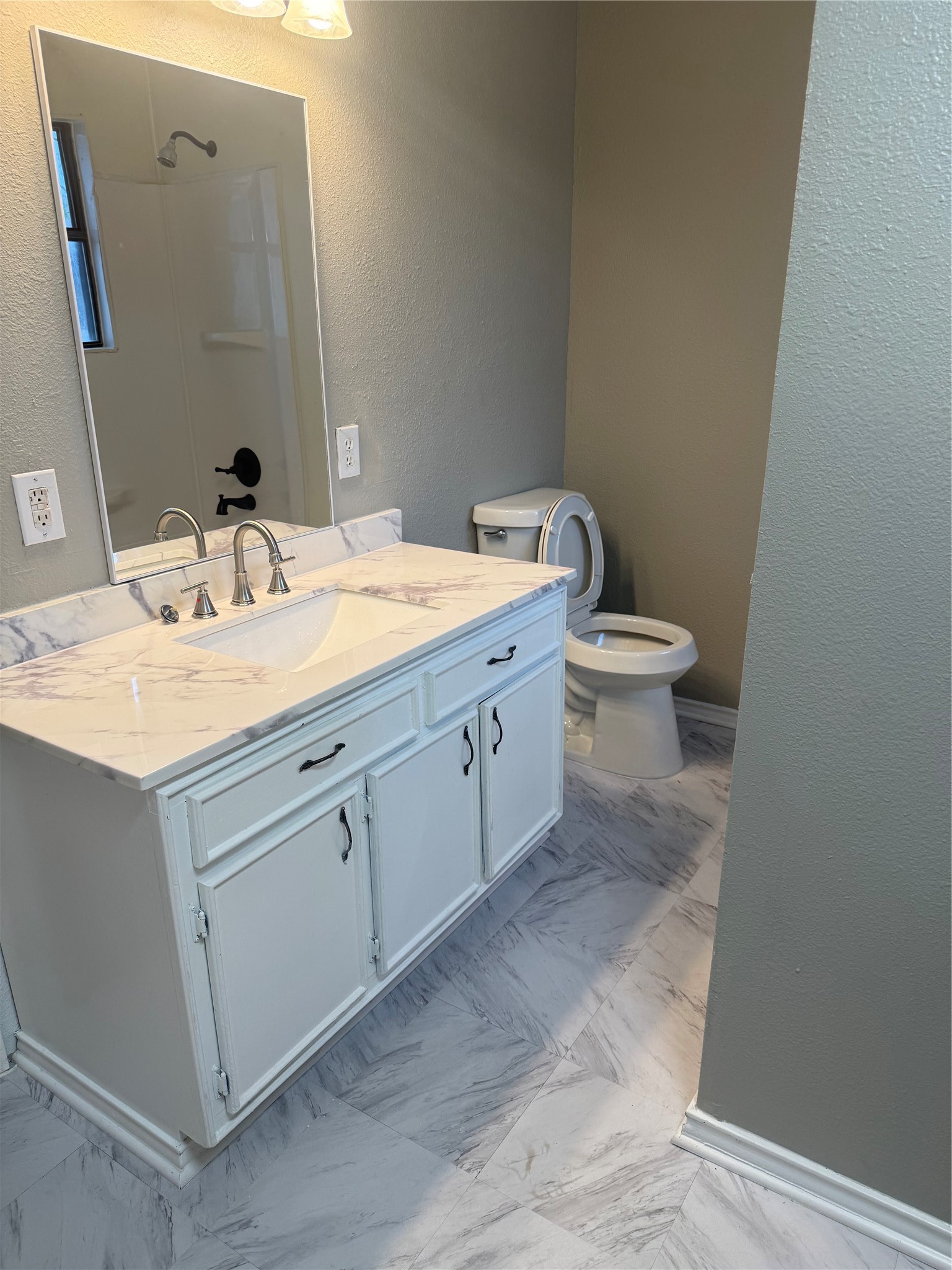 324 W Young Street Howe TX 75459