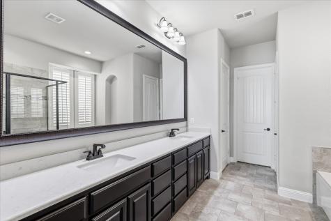 6816 Westbury Drive North Richland Hills TX 76180