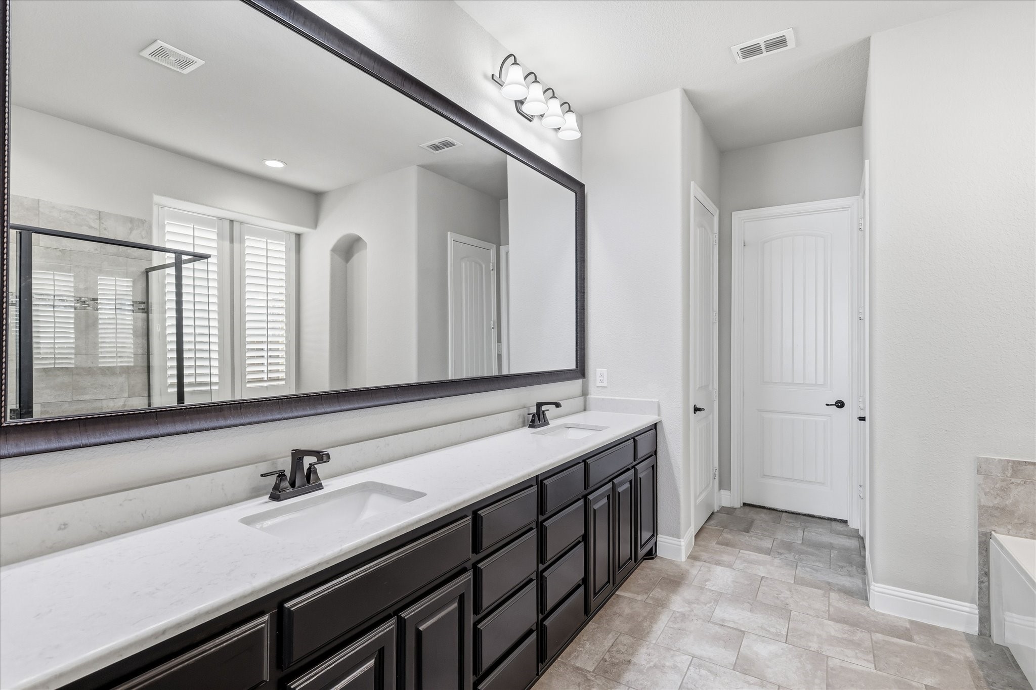 6816 Westbury Drive North Richland Hills TX 76180
