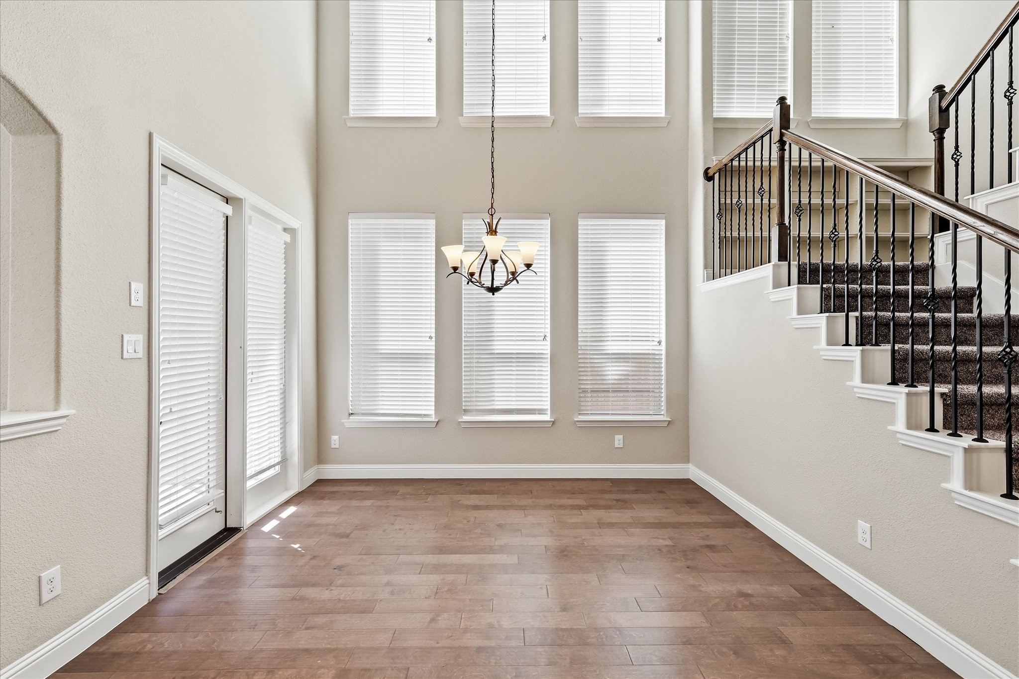 6816 Westbury Drive North Richland Hills TX 76180