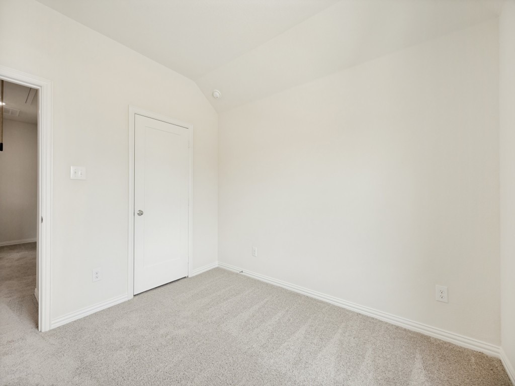 936 S Holly Avenue Sherman TX 75092