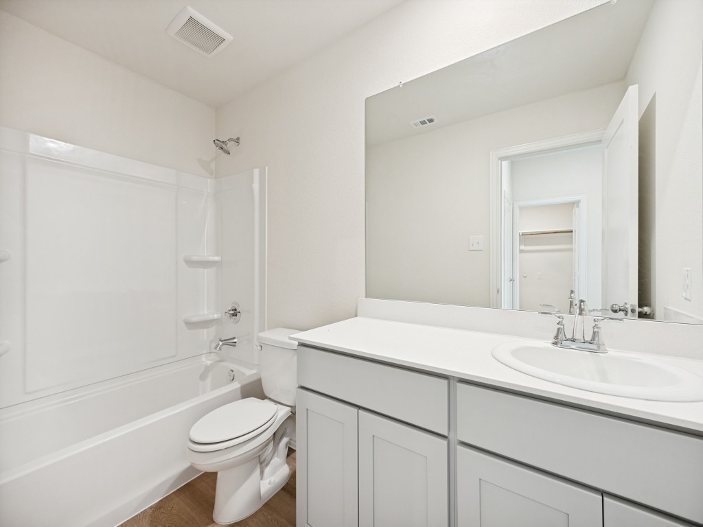936 S Holly Avenue Sherman TX 75092