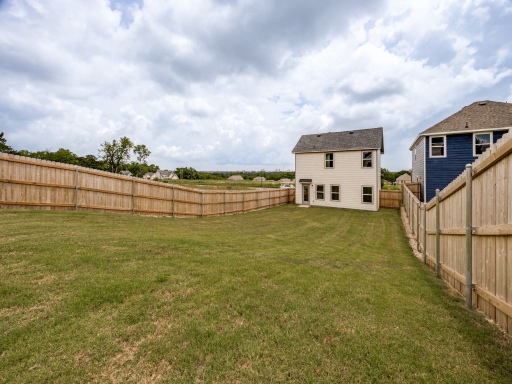 936 S Holly Avenue Sherman TX 75092