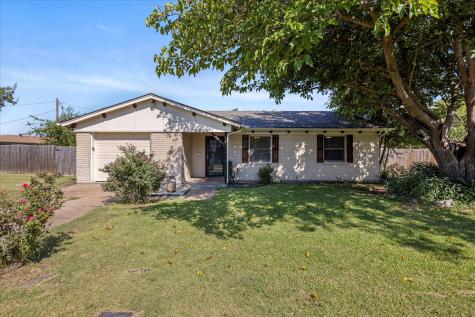2020 Swaim Drive Granbury TX 76048