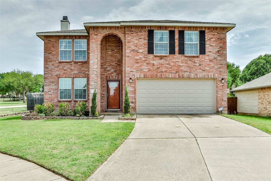 6005 English Saddle Lane Denton TX 76210