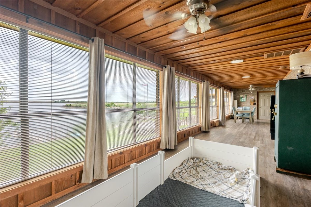199 Willingham Loop Seymour TX 76380
