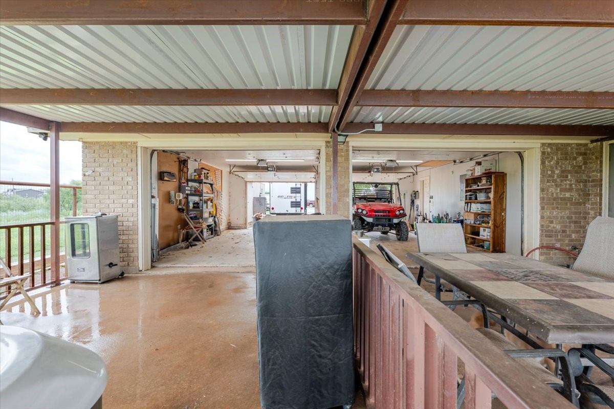 199 Willingham Loop Seymour TX 76380