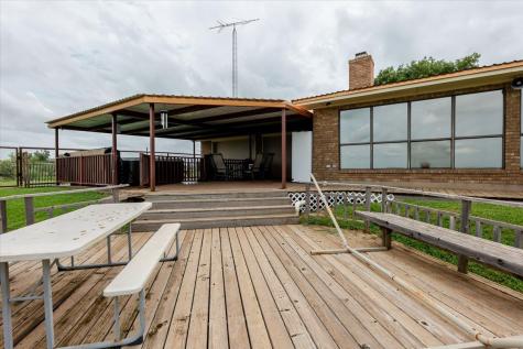 199 Willingham Loop Seymour TX 76380