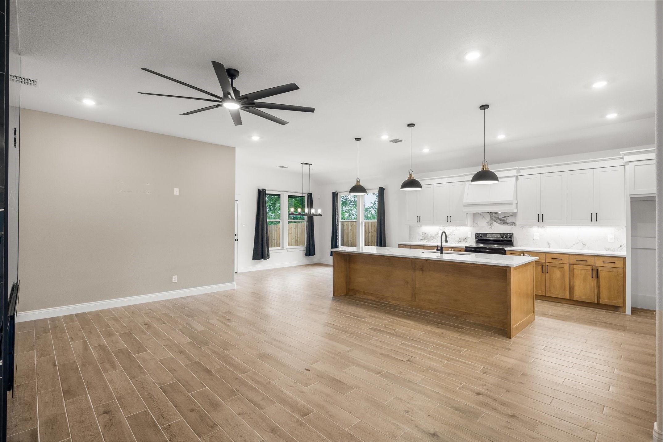1868 Meadowview Canton TX 75103