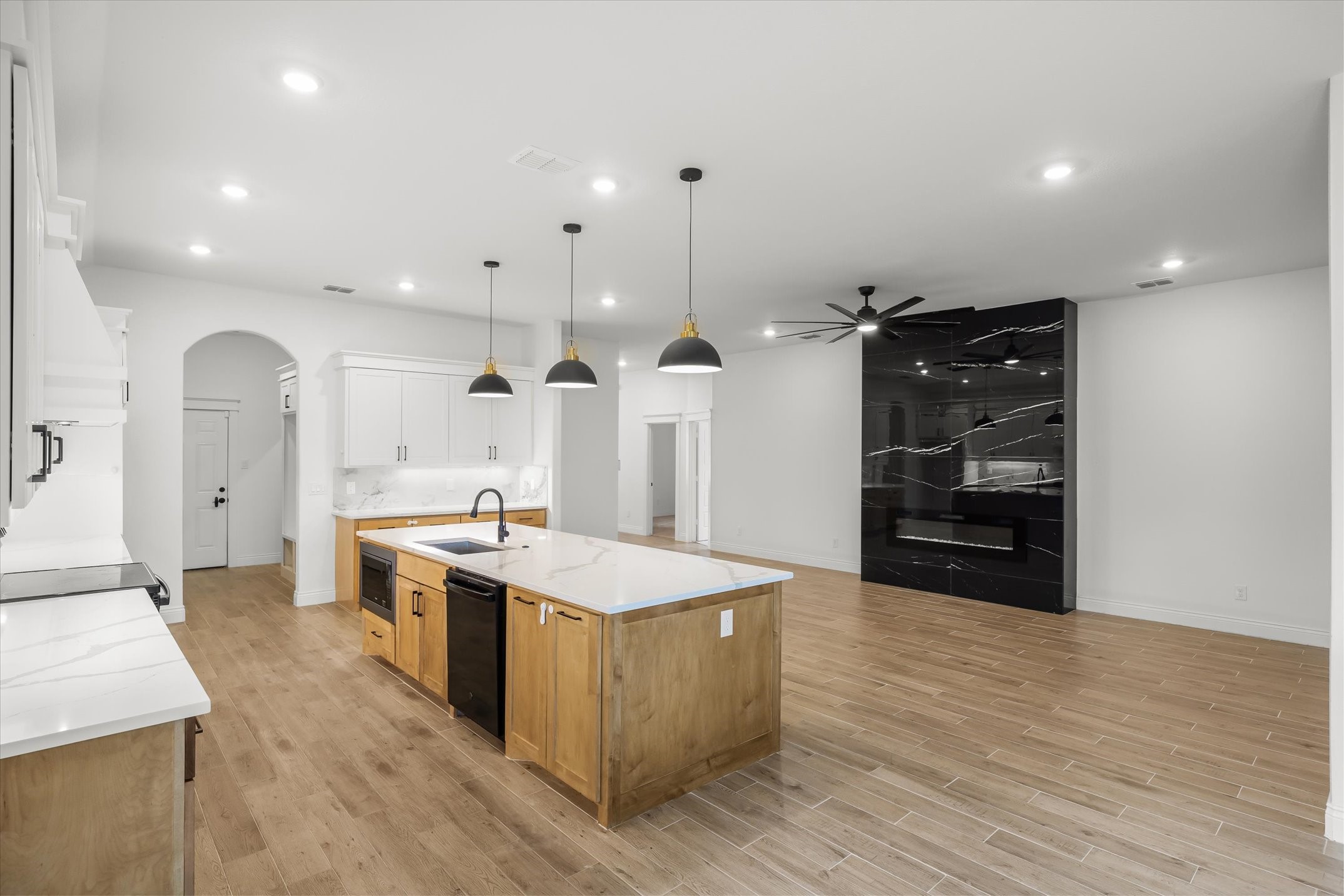 1868 Meadowview Canton TX 75103