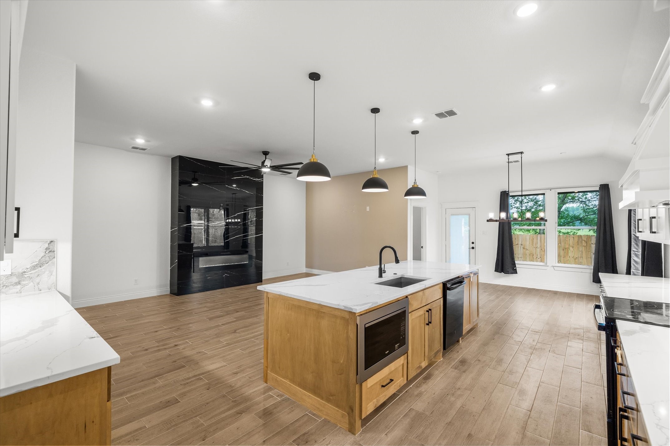 1868 Meadowview Canton TX 75103